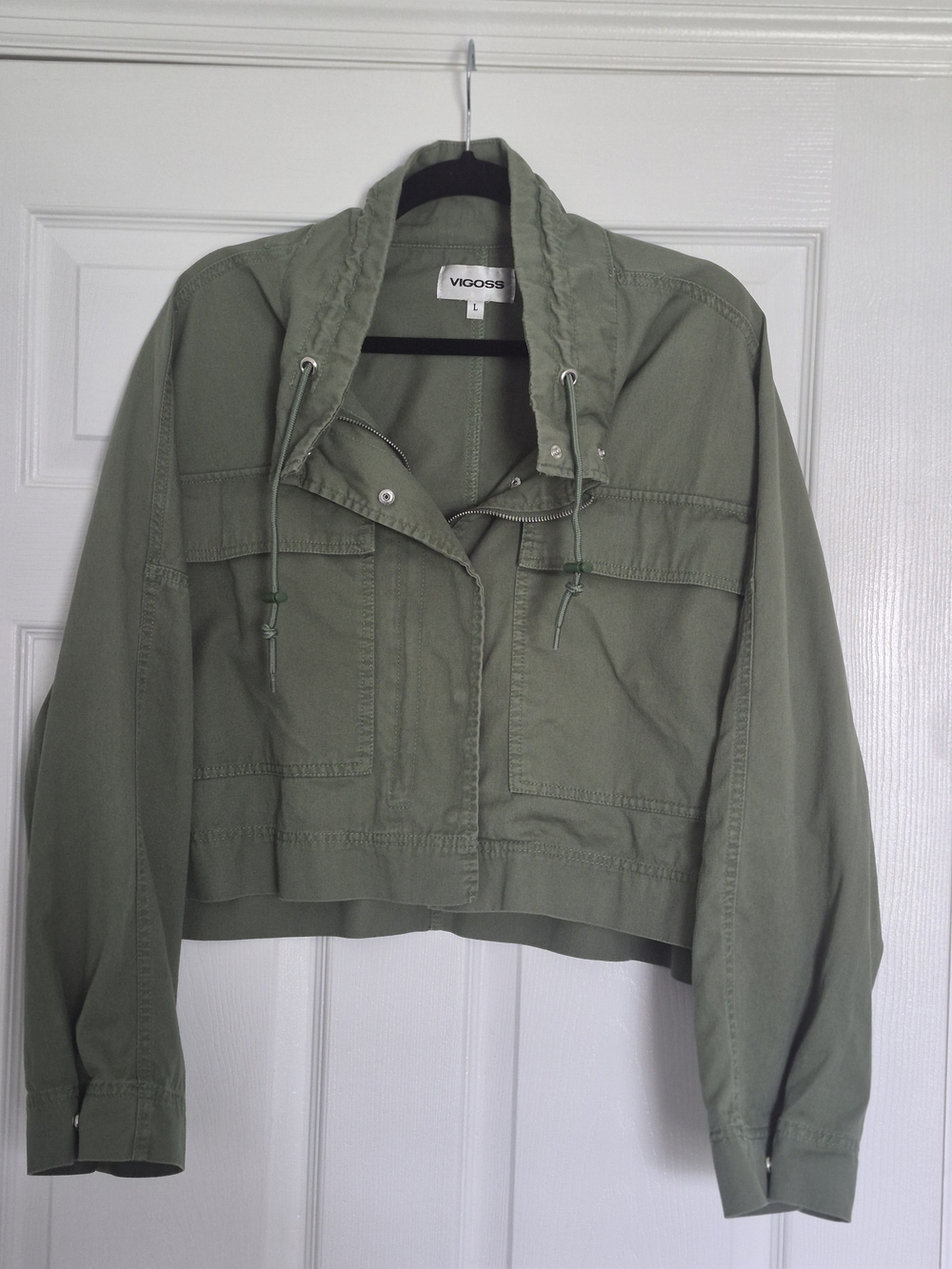 Vigoss Cotton Light Olive  Crop Jacket with Front Zipper. Size L. EUC